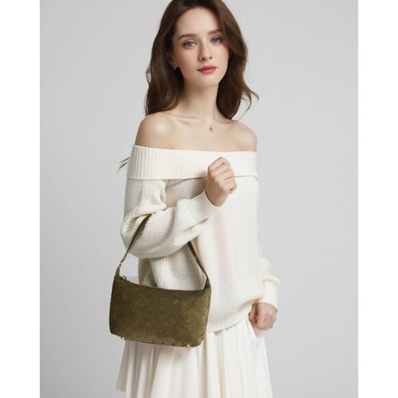 Chic Olive Suede Handbag with Adjustable Strap - Perfect Daily Companion - Picture 7 of 8